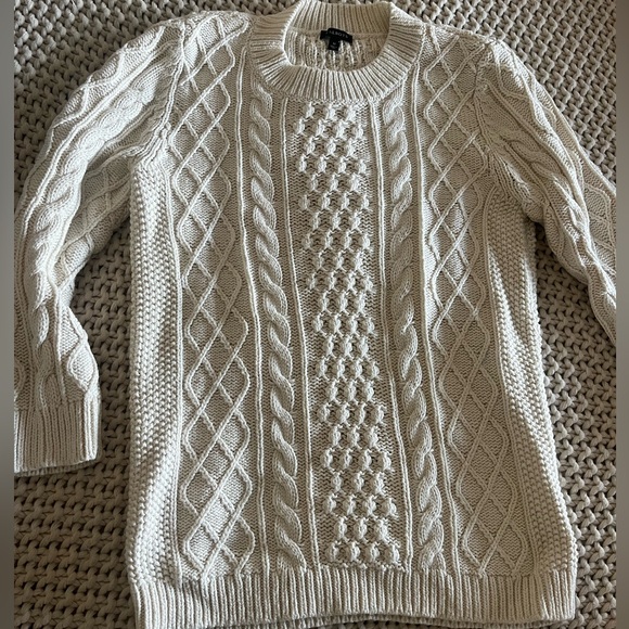 Talbots Cable Knit Sweater - Picture 3 of 9